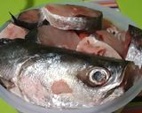 Foto langkah ke 1 dari resep Guring asam ikan teteh kaur bengkulu.