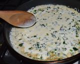 Foto del paso 3 de la receta: Salsa de crema al verdeo con alcaparras
