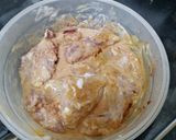 A picture of step 1 of Goan Chicken Curry.