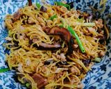 รูปขั้นตอนการทำที่ 4 ของ บะหมี่ผัดแห้ง (อีหมี่)