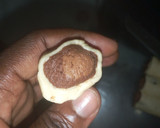 A picture of step 7 of Leopard print bread.