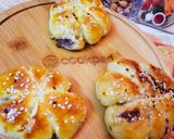 A picture of step 5 of Sweet pumpkin buns.