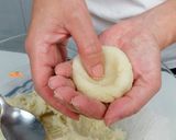 Foto del paso 3 de la receta: Bombas de Patata a la Brava