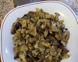 Foto del paso 5 de la receta: Revuelto de calabacín y champiñones