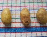 Foto del paso 1 de la receta Patatas fritas horneadas (4 ingredientes)