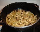 Foto del paso 5 de la receta Budín de merluza y champiñones