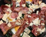 Foto del paso 6 de la receta: Espinacas con Pasas, Huevos, Bacon y Queso Azul !!!!