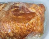 Foto del paso 2 de la receta: Cerdo asado con aderezo de salsa soya, perejil y ajo