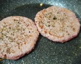 Foto del paso 3 de la receta: Hamburguesa a la plancha con verduras salteadas