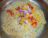 A picture of step 2 of Milky Pepper Noodles.