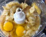 Foto del paso 2 de la receta: Budín de chocolate y frutas sin azúcar