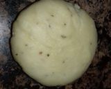 A picture of step 5 of Allu samosa.