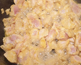 Foto del paso 2 de la receta: Pasta con pollo al limón y vino manzanilla