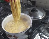 Foto del paso 6 de la receta: Fideos caseros de acelga y de zapallo anco