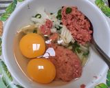 Foto langkah ke 1 dari resep Telor Dadar Kornet.