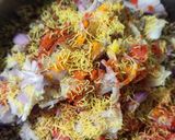 मटकीची भेळ (matkichi bhel recipe in marathi) रेसिपी स्टेप 3 फोटो 