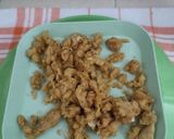 Foto langkah ke 1 dari resep Mie Sarang Burung dgn Lauk Telur Orak-arik/Ayam Cincang.