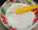 Hình bước làm 2 của món Bánh bông lan truyền thống