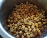 A picture of step 11 of Ghuugni Chaat.
