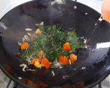 Foto langkah ke 4 dari resep Tumis Daun Ubi Rambat.