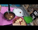 صورة لخطوة 5 من وصفة كرات الجوز الهند بالبسكوت والشوكولاته 🍫😋