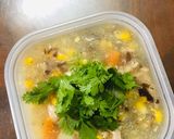 Hình bước làm 3 của món Soup gà ngô nấm