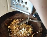 A picture of step 5 of Cheese fried maggi.