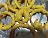 A picture of step 3 of Onion pakora.
