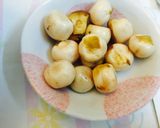 Hình bước làm 3 của món Canh chua đầu cá Trắm