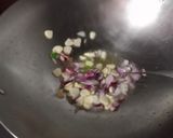 Foto langkah ke 1 dari resep Tumis Kentang Ayam Cincang.