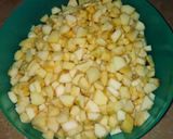 A picture of step 1 of Rich apple salad.