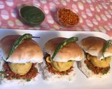 A picture of step 7 of Vada pav.
