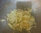 Foto langkah ke 2 dari resep Roti Tawar Goreng isi Ayam.
