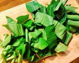 Hình bước làm 2 của món Cà Thái Xanh Xào Lá Tỏi Gấu