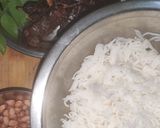 A picture of step 1 of Tamarind rice.