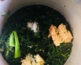 A picture of step 2 of Palak paneer.