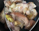 Foto langkah ke 1 dari resep Sup Kaki Babi.