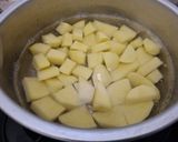 Foto langkah ke 1 dari resep Garlic-Butter Asparagus with Mashed Potato.