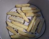 Foto langkah ke 3 dari resep Stick Ubi.