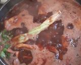 Coq au vin tyúkból recept fázis 4 fotója