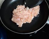 รูปขั้นตอนการทำที่ 1 ของ น้ำพริกมะม่วงผัดไก่