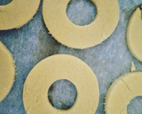 A picture of step 5 of Shortbread cookies.