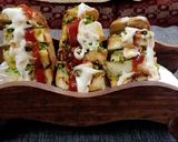 A picture of step 7 of Khatta meetha spicy bun.