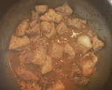Foto del paso 2 de la receta: Riquísimo y jugoso guisado de patatas con costillas
