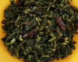 A picture of step 4 of Sarson ka saag dry.
