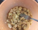Foto del paso 1 de la receta: Camarones rebozados y fritos con bastoncitos de queso