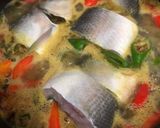Foto langkah ke 2 dari resep Sup ikan bandeng kuah kuning.