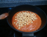 Foto del paso 2 de la receta: Guiso de garbanzos con calabaza