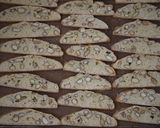Gambar langkah 6 resipi Almond Biscotti.