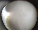 Foto langkah ke 4 dari resep Roti tawar lembuttt (no telur&no mixer).
